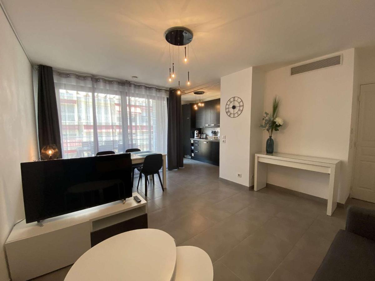 Appartement Climatise 4 Couchages Avec Terrasse Et Parking Securise A Antibes, Proche Port Et Mer - Fr-1-252-180 Buitenkant foto